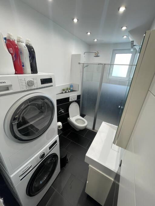Moderne Wohnung In Der Naehe Vom Parndorf Outlet! Bruckneudorf Exteriér fotografie