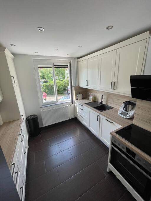 Moderne Wohnung In Der Naehe Vom Parndorf Outlet! Bruckneudorf Exteriér fotografie